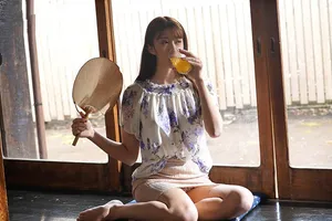 Mùa hè buồn chán ở quê xoạc bà xã gần nhà thiếu thốn vì lấy người chồng già
